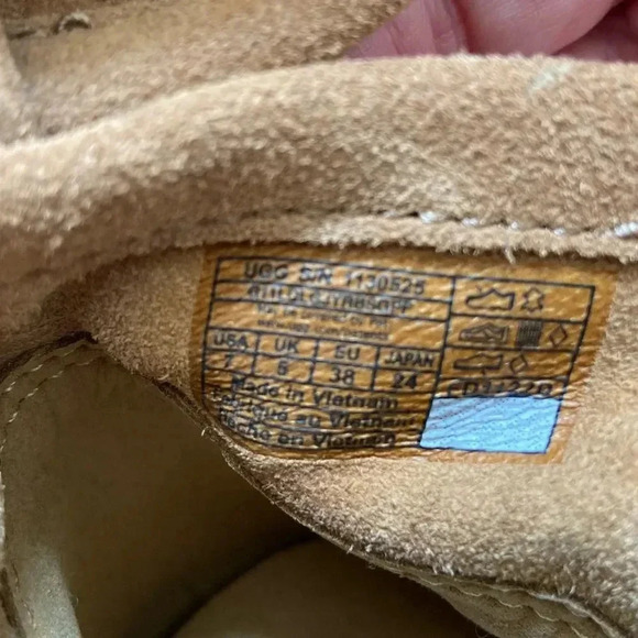 NEW UGG Josefene Cuff Suede Ankle Bootie size 7 - Picture 12 of 12